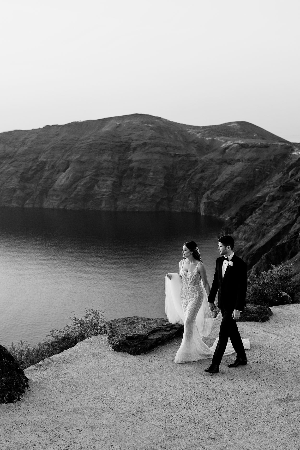 Santorini wedding photos